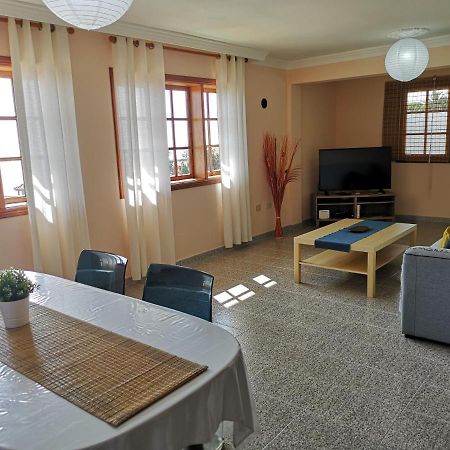 Sea And Mountain View Apartment Los Llanos De Aridane Exterior photo